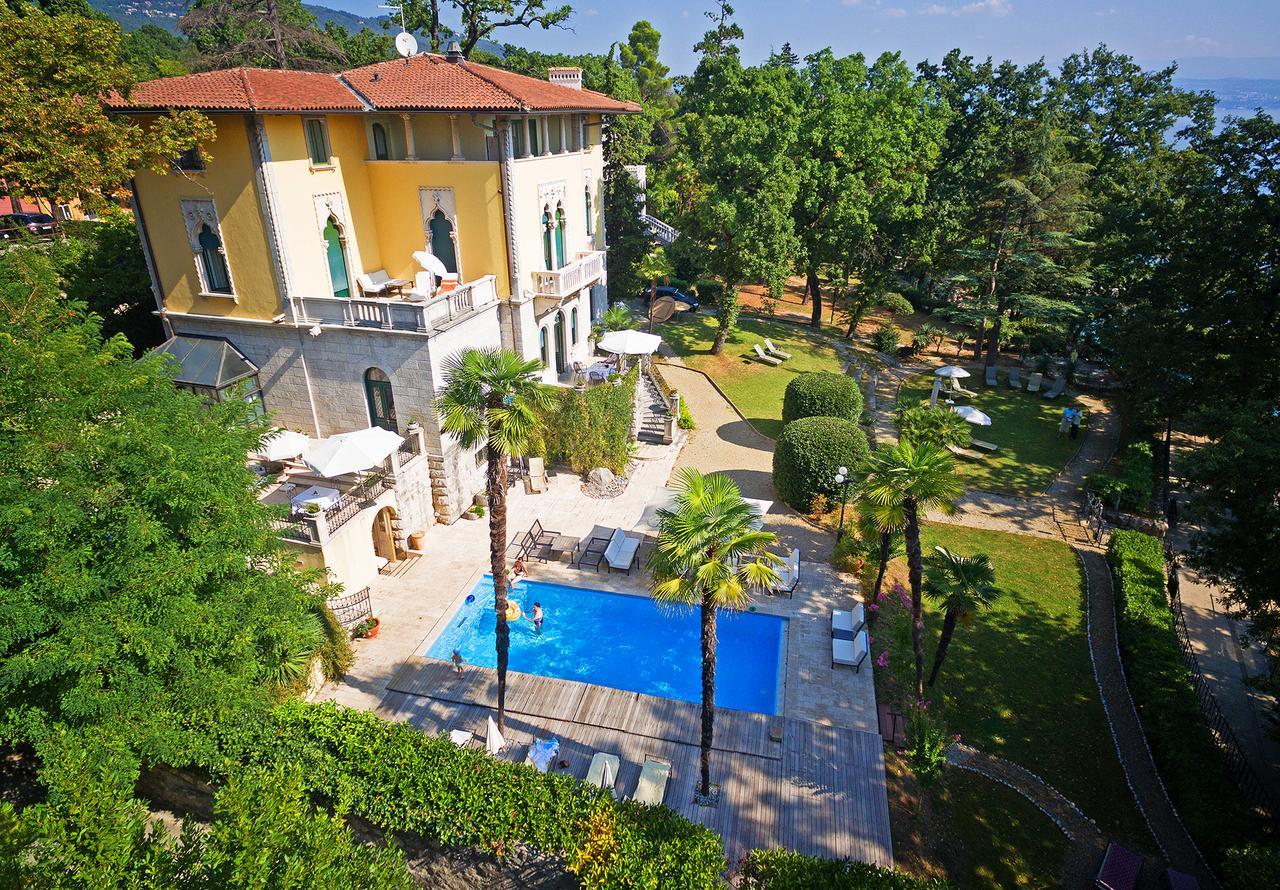Hotel Villa Astra Lovran Exterior photo