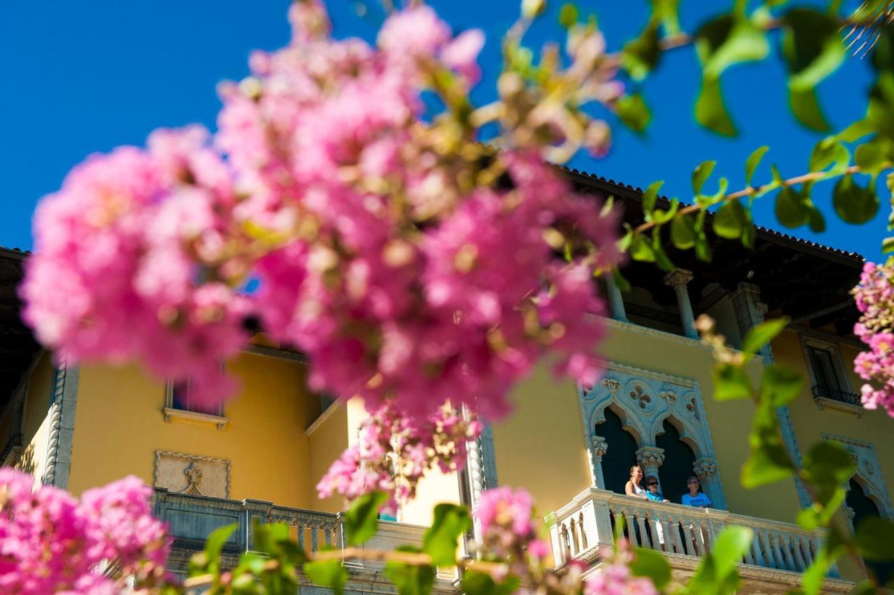 Hotel Villa Astra Lovran Exterior photo